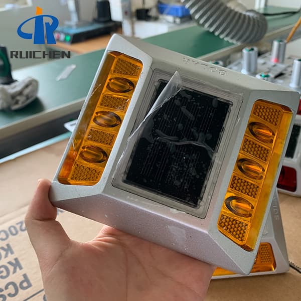 Unidirectional Solar Stud Motorway Lights For Port In Korea